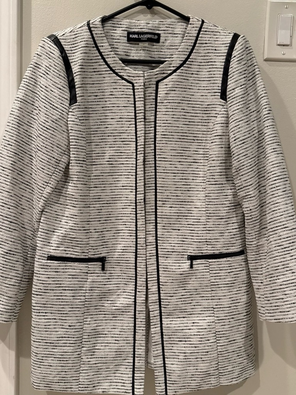 Karl Lagerfeld White & Black Tweed Open-Front Women’s Sweater Jacket size 12